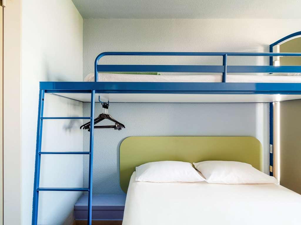Ibis Budget Lyon Villeurbanne Room photo