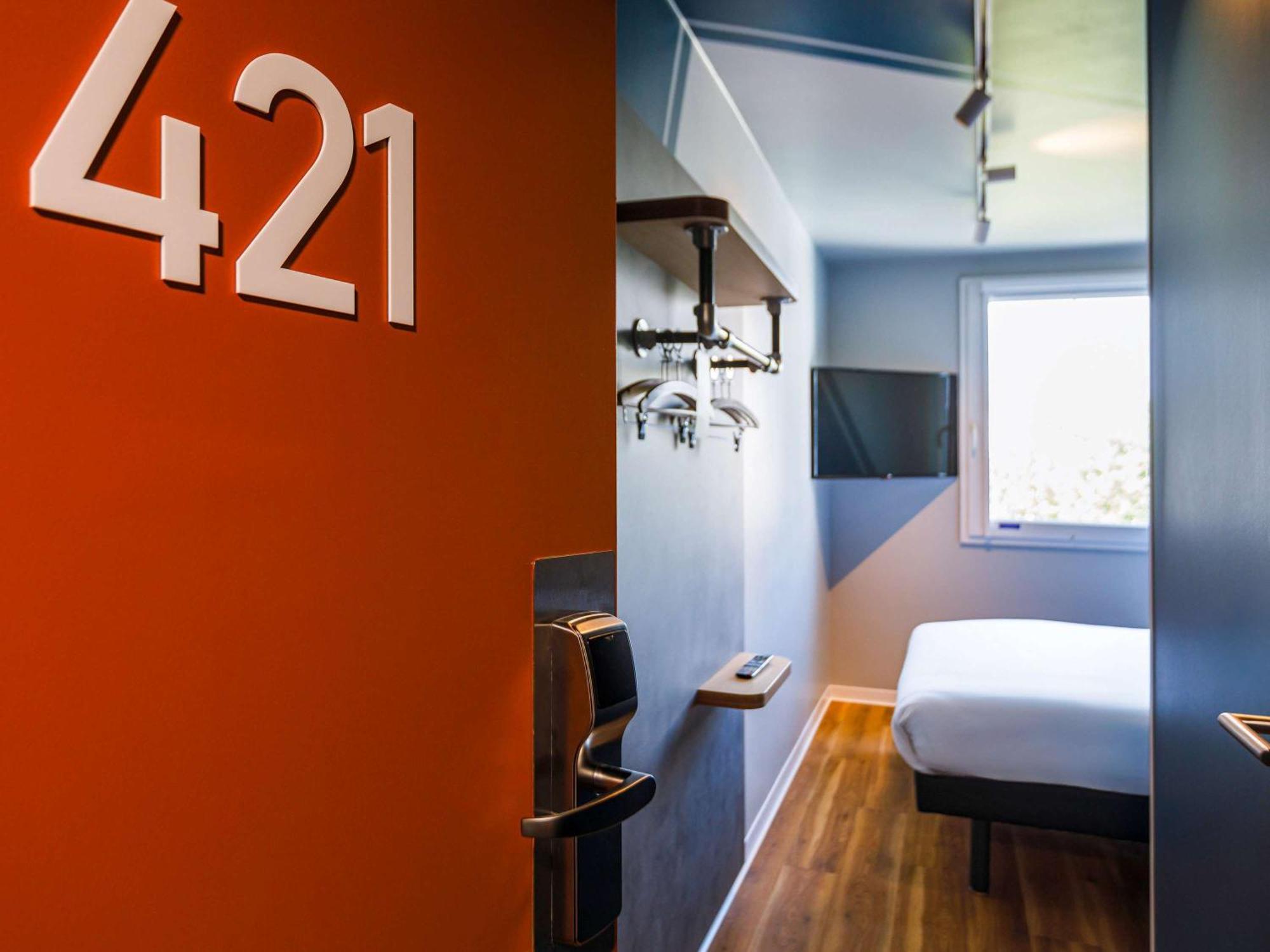 Ibis Budget Lyon Villeurbanne Exterior photo