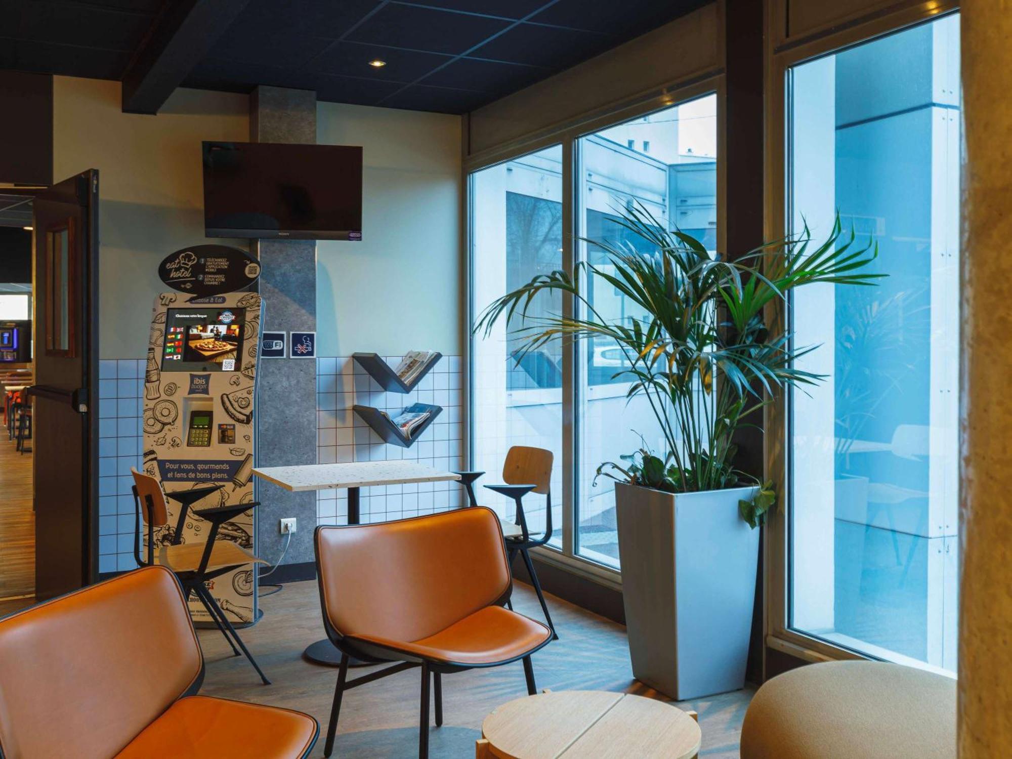 Ibis Budget Lyon Villeurbanne Exterior photo
